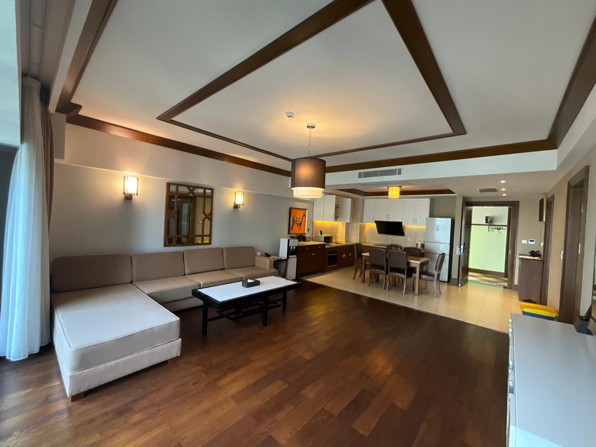 Kantharyar Serviced Apartment Yangón Exterior foto